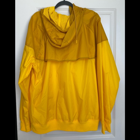 Yellow Nike men’s Jacket. Size XXL - Picture 4 of 4